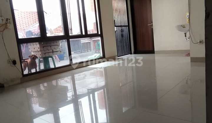 Ready-to-Occupy Wing House in Karapitan, Bandung City Ready-to-Occupy Wing House in Karapitan, Bandung City