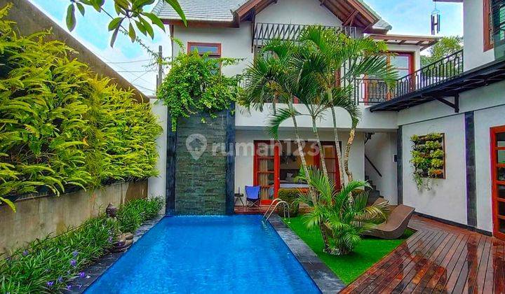 Luxury Luxury Villa In Seminyak Badung Bali Nice Furnished House SHM - Freehold Certificate in Seminyak, Seminyak 1