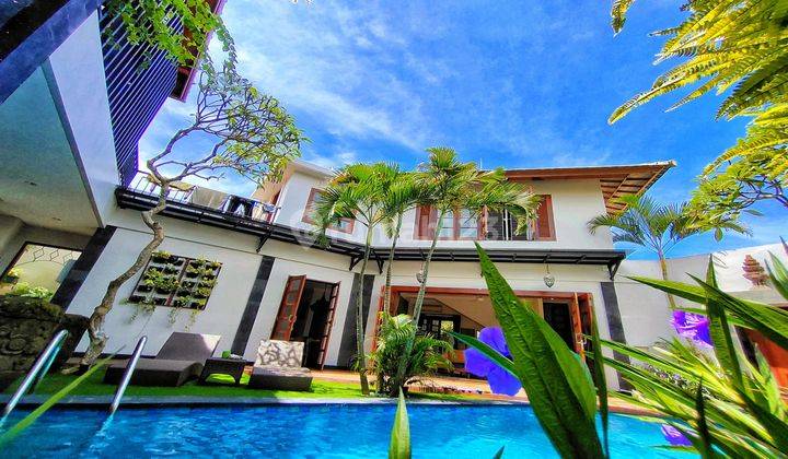 Luxury Luxury Villa In Seminyak Badung Bali Nice Furnished House SHM - Freehold Certificate in Seminyak, Seminyak 2