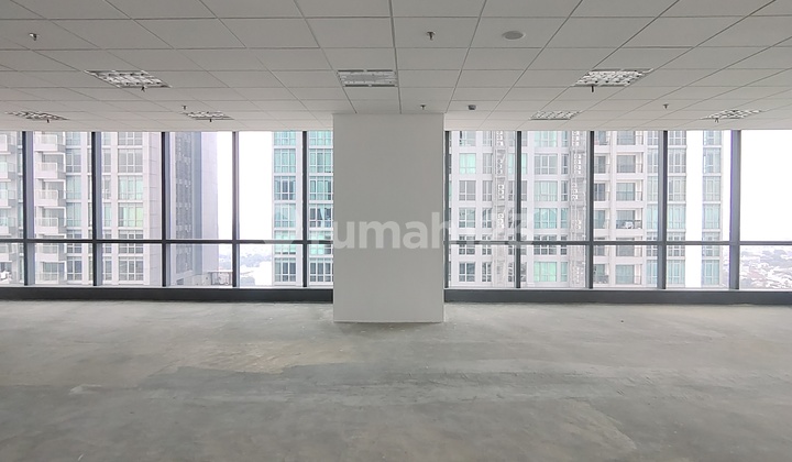 Spacious Office Space Half Floor in Holland Village Spacious Office Space Half Floor in Holland Village