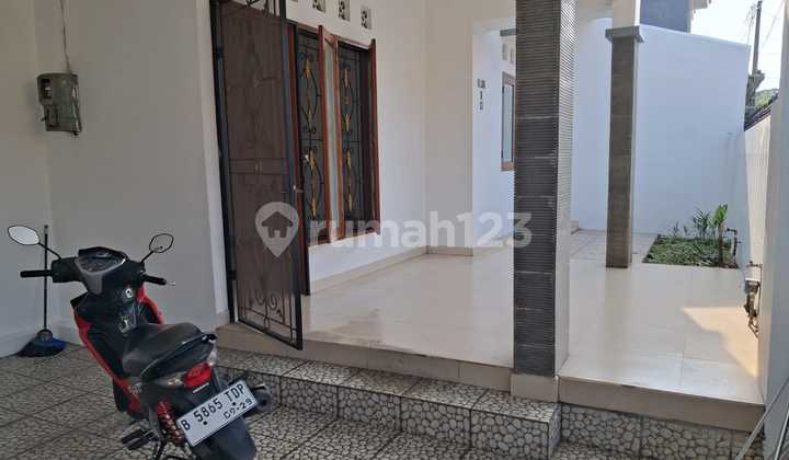 Rumah Baru 1 Thn di Griya Bintara Indah 2