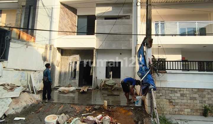 Dijual Rumah Baru 3 Lantai Siap Huni di Citra 3 Jakarta Barat