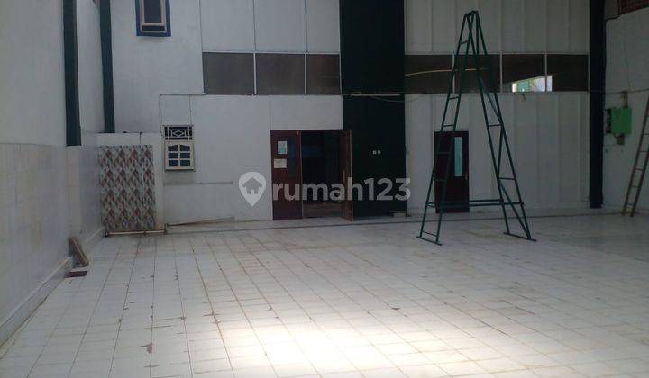 Disewakan Gudang Ada Ruangan Office di Tangerang 2