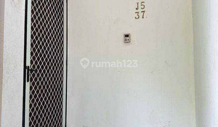 Rumah 2 Lantai Harga Nego di Jakarta Barat 2