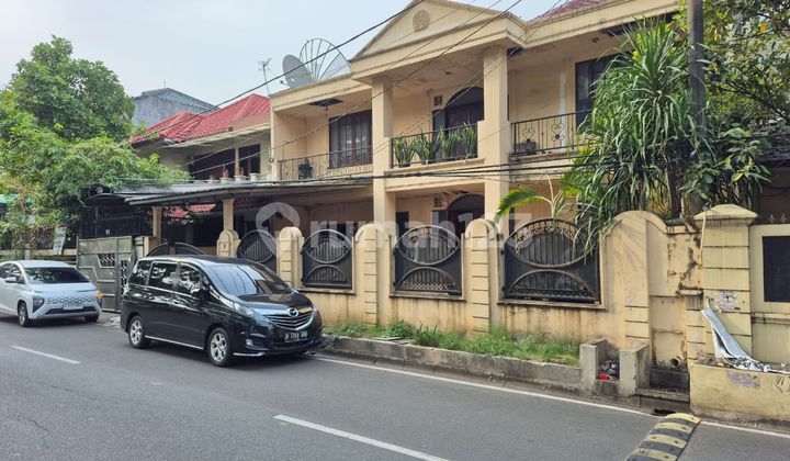 Dijual Rumah 2 Lantai Jalan Boulevard Citra Garden 2 2