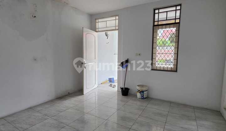 Dijual Rumah Hook Lokasi Strategis di Taman Palem Lestari Cengkareng Dijual Rumah Hook Lokasi Strategis di Taman Palem Lestari Cengkareng