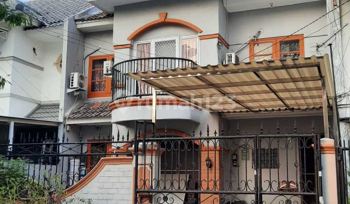 Hot Listing For Sale 2-Story House in Taman Palem Lestari West Jakarta