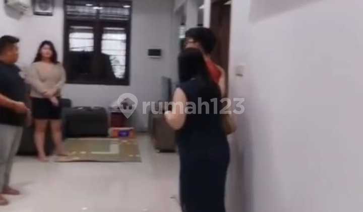 Disewakan Rumah Bagus 1 Lantai di Duta Garden 2