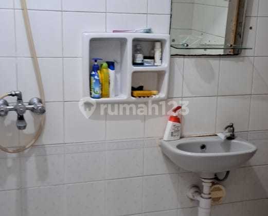 Jual Cepat Rumah 2 Lantai Semi Furnished Di Taman Semanan 2