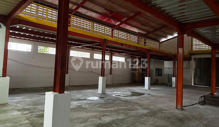 FOR RENT! Ex-Workshop Warehouse on Jl Raya Gatot Subroto - Cibodas, Tangerang FOR RENT! Ex-Workshop Warehouse on Jl Raya Gatot Subroto - Cibodas, Tangerang