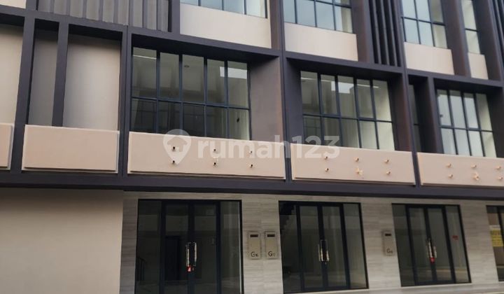 FOR RENT: 3-STORY SHOPHOUSE READY FOR BUSINESS ENCHANTE G BSD TANGERANG 2