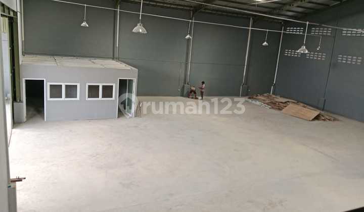 Dijual / Disewakan Gudang Kavling Dpr Tangerang