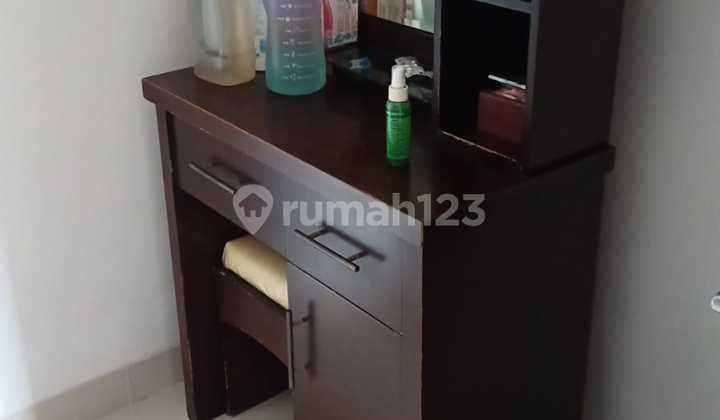 Di Sewakan Rumah 2 Lantai Semi Furnish di Royal Palm Blossom 2