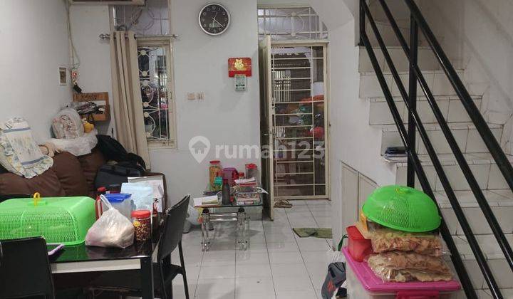 Rumah Taman Palem Bebas Banjir Strategis Siap Huni 1