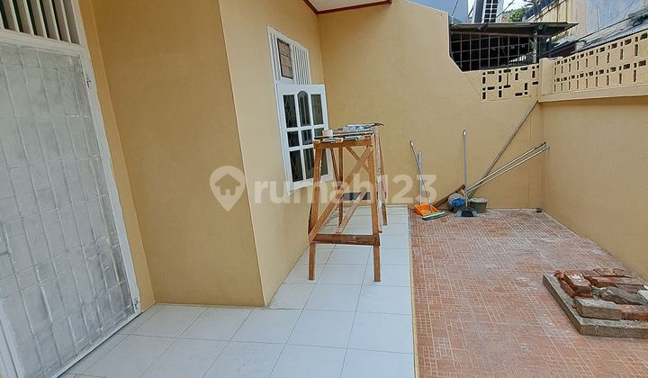 DIJUAL DAN Disewakan Rumah Jl Sumbawa Menceng Jakarta Barat Baru renov 2