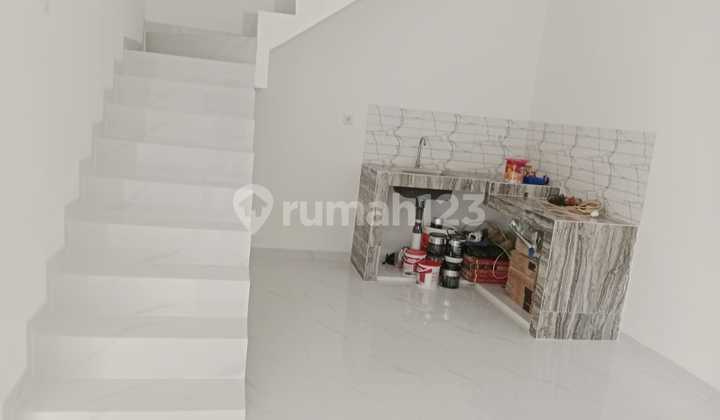 DIJUAL RUMAH BARU 2 LANTAI DI METLAND PURI