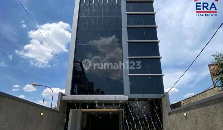 Gedung Baru Lokasi Strategis 1