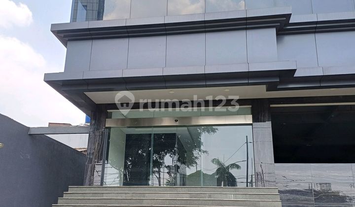 Gedung Bagus Lokasi Bagus