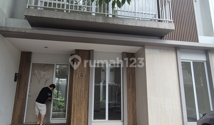 Rumah 2 Lantai Deket Sekolah Umn Gading Serpong Rumah 2 Lantai Deket Sekolah Umn Gading Serpong