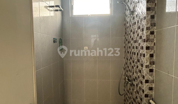 Rumah 2 Lantai Cluster Martinez di Gading Serpong 2