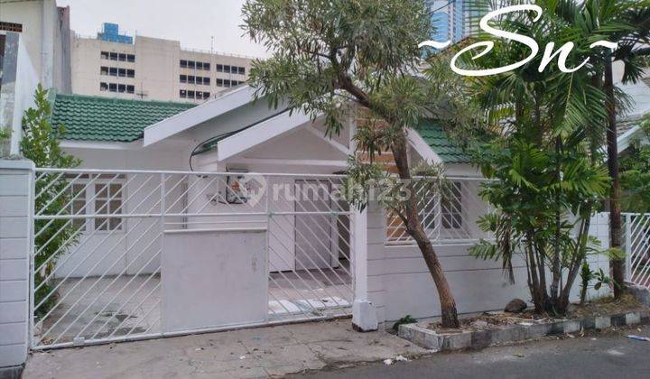 DIJUAL CEEEPAT RUMAH BAGUS WISMA PERMAI 1