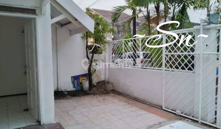 DIJUAL CEEEPAT RUMAH BAGUS WISMA PERMAI 2