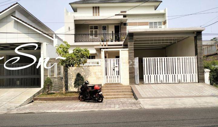 DIJUAL RUMAH MEWAH MURAH JEMURSARI 1