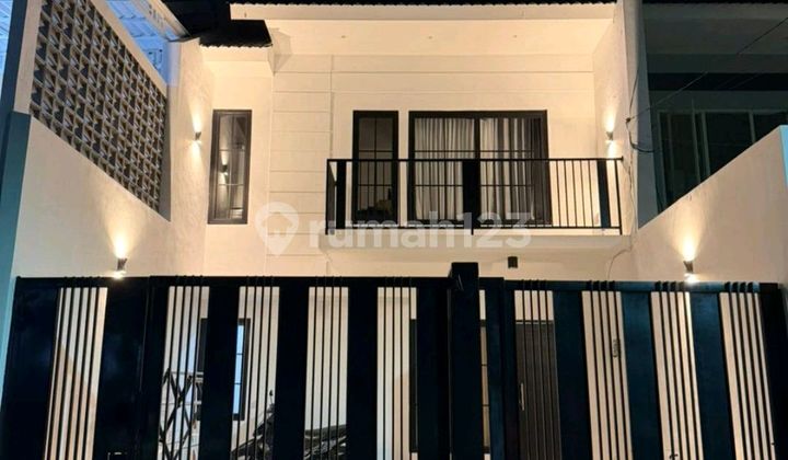 Dijual Rumah Full Furnish Scandinavia Green Mansion.lontar