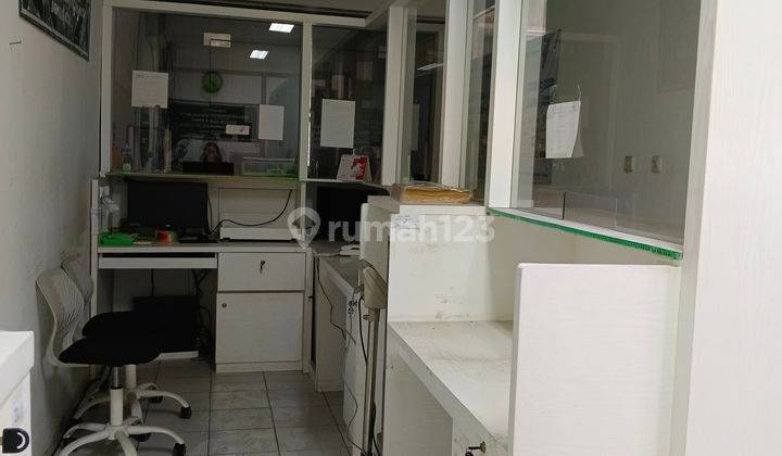 Dijual Rumah Kantor Bagus untuk Usaha SHM di Kencana Loka BSD 10