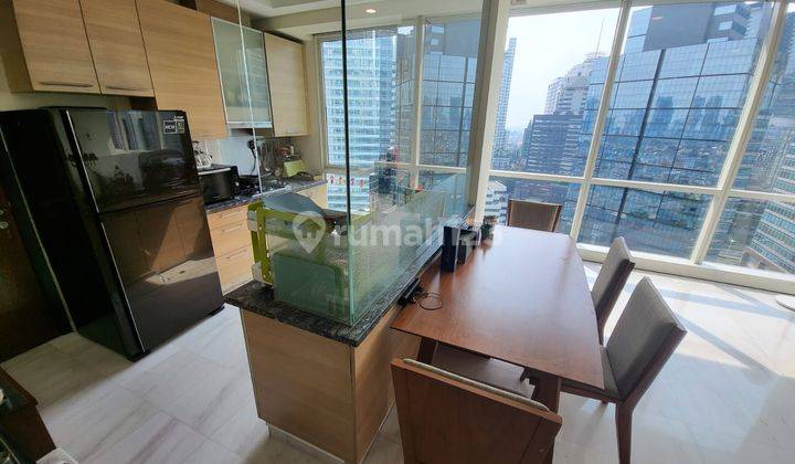 For Rent 3 Bedroom The Peak sudirman Apartment 1