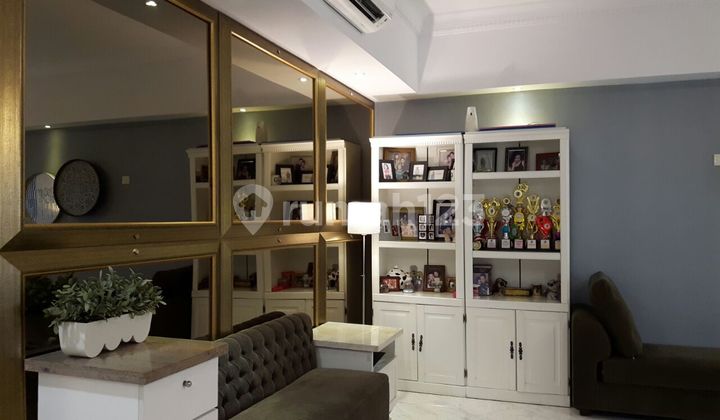 For Sale 2 + 1 Bedrooms Executive Menteng Apartment 2
