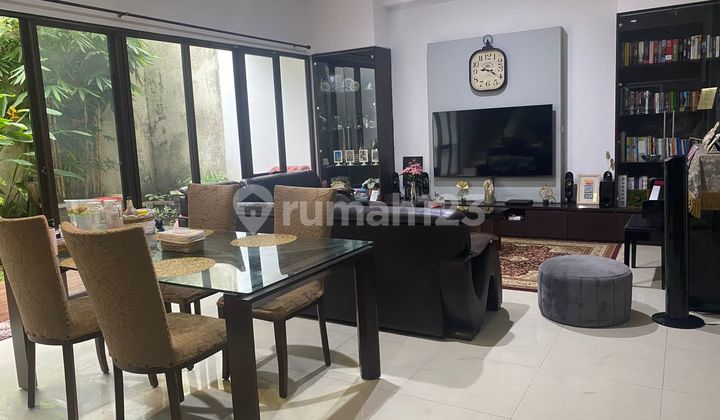 Fully Furnished House in Kebayoran Villas Bintaro Jaya 2