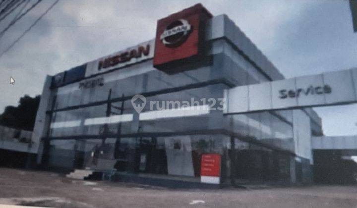 Shorom Mobil NISSAN di Parung 1