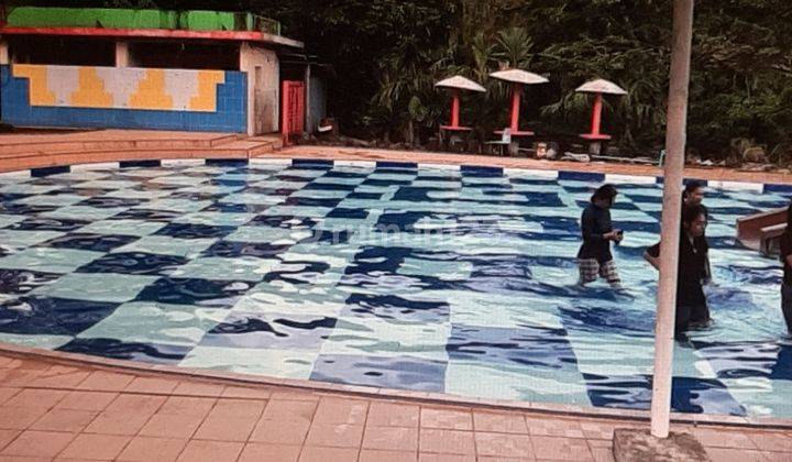 Kolam Renang dgn lokasi yg indah 4