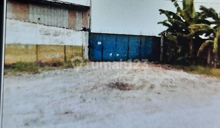 Gudang ex Pabrik dgn tanah yg luas 11