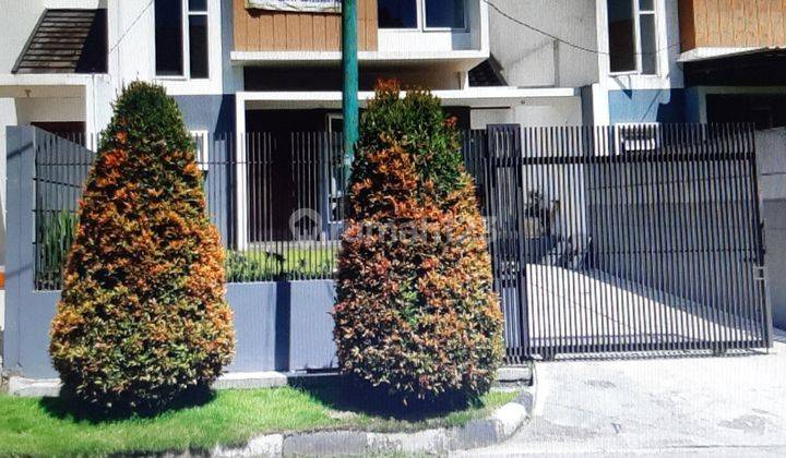 Rumah bagus 2 lantai di BNR Bogor 2