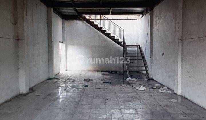Ruko 2 pintu Tanah luas di Cibinong 3