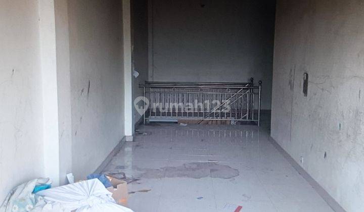 Ruko 2 pintu Tanah luas di Cibinong 5