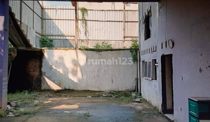 Ruko 2 pintu Tanah luas di Cibinong 7