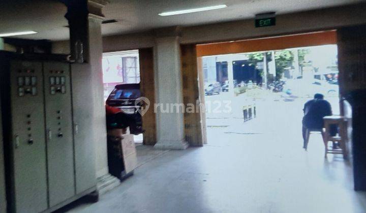 Ruko 3 Pintu di Melawai Blok M  2