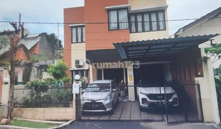 Rumah Cantik 2 Lantai Griya Anggraini 2