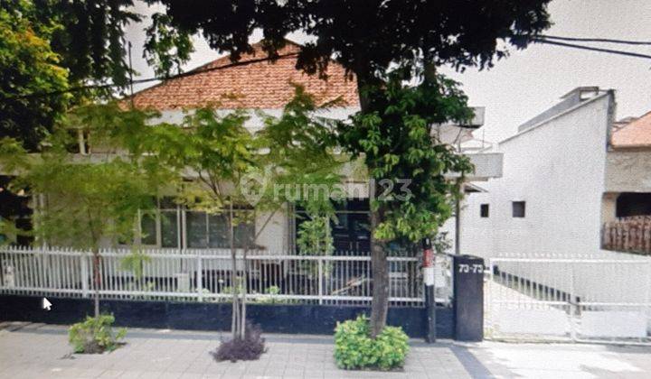 Rumah bagus ditengah kota Surabaya 1