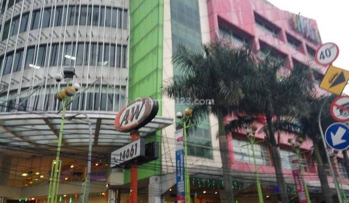 Mall Lucky Square Bandung 1