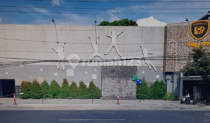 Gedung Markaz 99 di Jln Dr Cipto 1