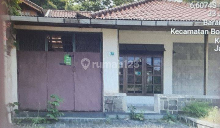 Rumah kosong lokasi strategis  2