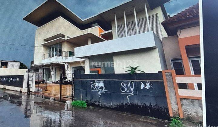 Rumah cantik tanah sangat luas di Kota Depok 2