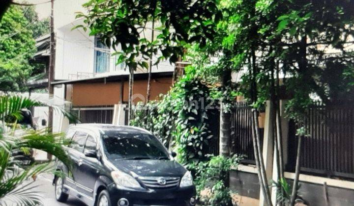 Rumah mewah di lokasi Elite Kuningan 1