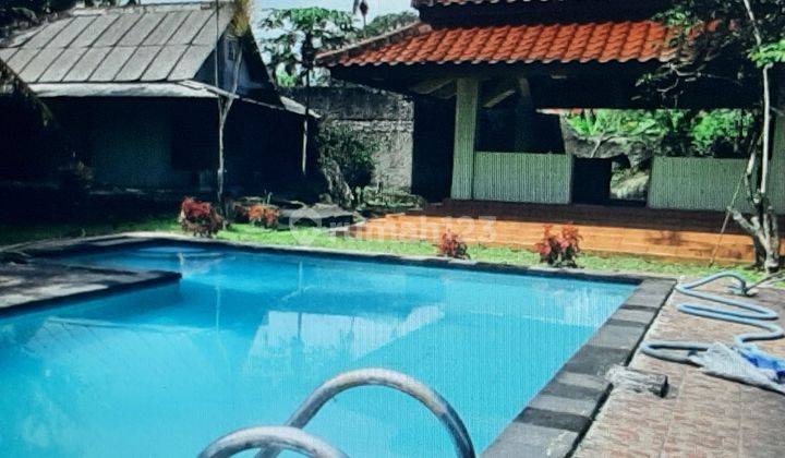 Villa dengan tanah yg luas Caringin 1