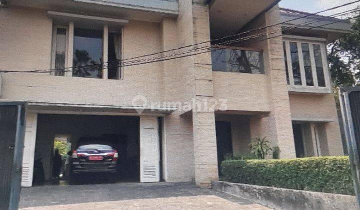 Rumah Bagus di Lokasi Strategis  2