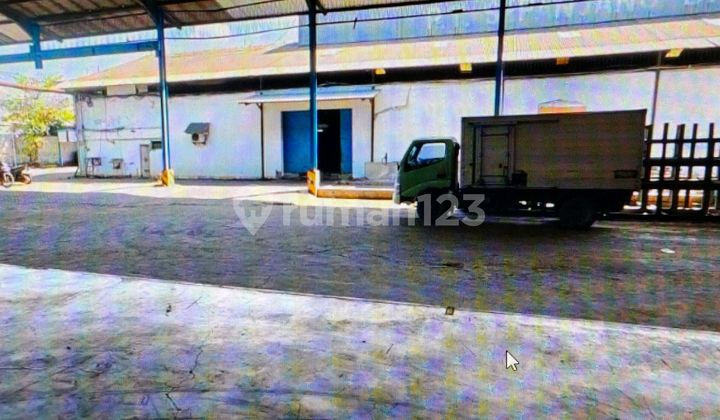 Gudang Ex Pabrik Baja